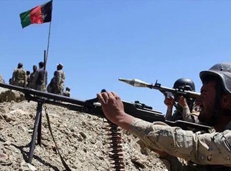 Afganistan ve Pakistan arasında tansiyon yeniden yükseldi. Afganistan’daki Taliban yönetimi,