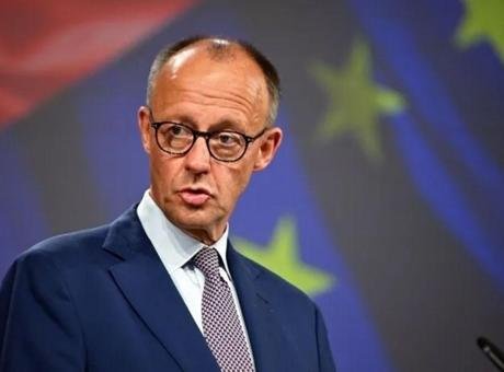 Almanya Başbakan Friedrich Merz Dublin’de İrlanda Başbakanı Micheal Martin ile