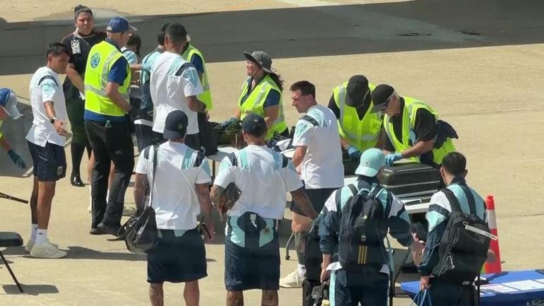 Arjantinli futbolculara güvenlik denetimi… Messi ayakkabılarına kadar arandı Kaynak:CNN TÜRK Sıkı güvenlik kontrolünden geçtiler. Güvenlik mutfak çakmağına el