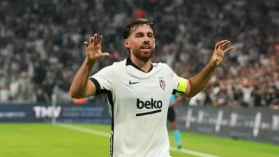 Beşiktaş, Midtjylland ile oynayacağı maçlar öncesinde kadrosunu UEFA’ya bildirdi. Siyah-beyazlı