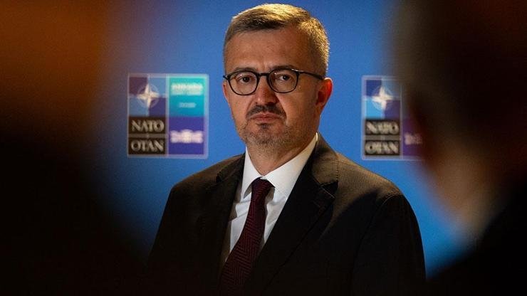 Kaynak:DHA-AA İletişim Başkanı Duran,&nbsp;Cumhurbaşkanlığı Külliyesi Millet Kütüphanesi’nde basın mensuplarına açıklamada
