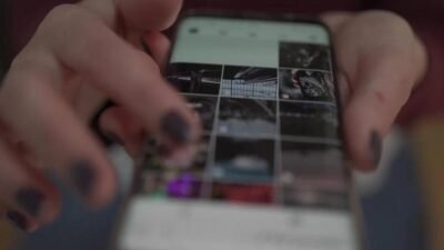 Çekya’da okullarda telefon yasağı Kaynak:CNN TÜRK Çekya’da okullarda cep telefonu dönemi kapanıyor. Ülkede anaokulundan