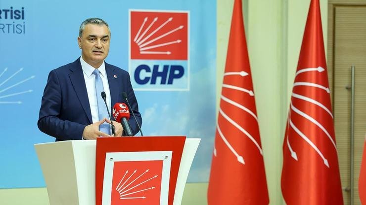 CHP MYK sonrası kritik açıklamalar! 12 ile yeni il başkanı atandı Kaynak: DHA Haberlerimizi Google’da Takip Edin Gelişmelerden anında haberdar olun.