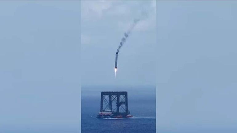 Çin, ABD’nin SpaceX’ine rakip! Roket ağ ile yakalandı Kaynak:CNN TÜRK TESTİ BAŞARIYLA TAMAMLANDI Long March 10B adlı roket,
