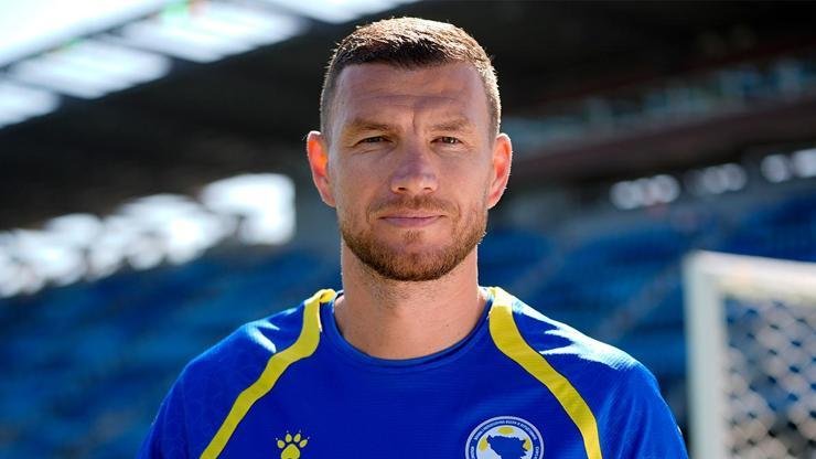 Kaynak:AA Kariyerinde bir dönem Fenerbahçe’de de forma giyen Dzeko, 2026