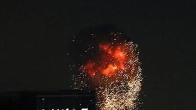 İran’ın Hürmüzgan eyaletine bağlı Bender Abbas kenti ile Keşm Adası