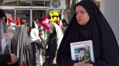 Hamaney’e son veda töreni Kaynak:CNN TÜRK İran, eski dini lideri Ali Hamaney’e veda etti.