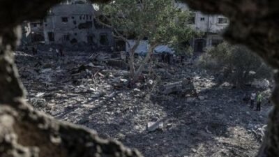Hamas yetkilisi Hamad, yaptığı açıklamada, İsrail’in Gazze’den çekilmesi ve yeniden