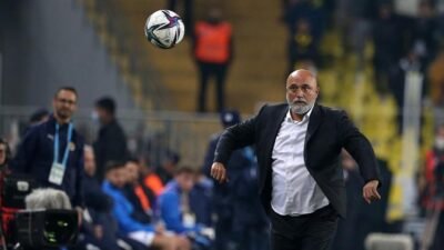 Kaynak:Cnnturk.com Trendyol 1. Lig ekiplerinden Iğdır FK’nin teknik direktörü Hikmet