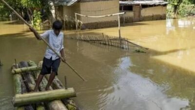 Hindistan’da muson felaketi büyüyor! Selde can kaybı artıyor Hindistan’ın kuzeydoğusundaki Assam eyaletinde etkisini sürdüren muson yağmurlarının yol açtığı