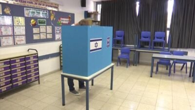 Kaynak:CNN TÜRK İsrail’de seçim süreci resmen başladı. Ülkenin en büyük