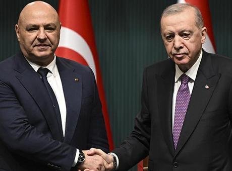 Lübnan Cumhurbaşkanlığından yapılan yazılı açıklamaya göre Avn, Cumhurbaşkanı Recep Tayyip