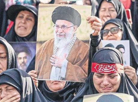 İran’ın ABD saldırısında öldürülen eski lideri Ayetullah Ali Hamaney için