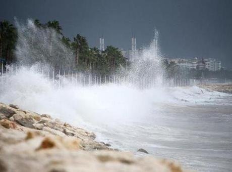 Meteoroloji Genel Müdürlüğünden yapılan açıklamaya göre, rüzgarın yarın Marmara’nın güneybatısı