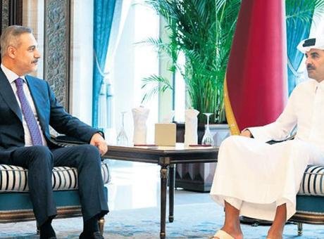 ‘Mutabakata geri dönülmeli’ Fidan; ziyaretinde Katar Emiri Şeyh Temim bin Hamed Al Sani,