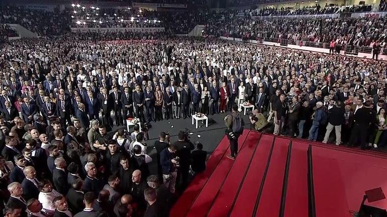 Kaynak:CNN TÜRK İstinaf Mahkemesi’nce, CHP’de Özgür Özel’in genel başkanlığa seçildiği