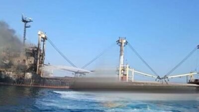 Rusya, Karadeniz’de yük gemisini vurdu: 5 kişiden haber alınamıyor Rusya, Ukrayna’nın Odessa Limanı açıklarında seyreden bir yük gemisine saldırı