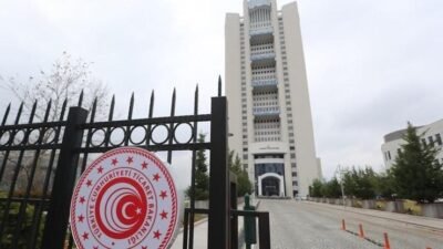 Haberlerimizi Google’da Takip Edin Gelişmelerden anında haberdar olun. Google’da tercih