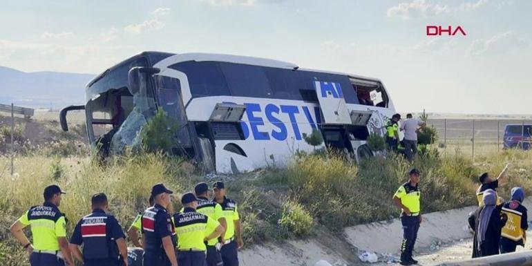 Ankara-Niğde otoyolunun Babakonağı mevkiinde henüz bilinmeyen bir nedenle kontrolden çıkan