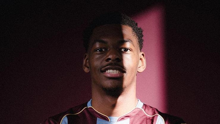 Trabzonspor, Belçika’nın Standard Liege Kulübü’nden 18 yaşındaki santrfor Rene Mitongo’yu