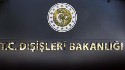 Kaynak:AA Dışişleri Bakanlığı, Suriye’de iki yolcu otobüsünün çarpışması sonucu 35