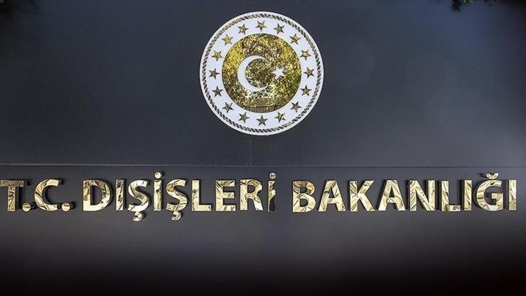 Türkiye’den Suriye’deki facia için taziye mesajı Kaynak:AA Dışişleri Bakanlığı, Suriye’de iki yolcu otobüsünün çarpışması sonucu 35