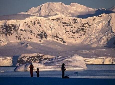 Bilim insanları, Antarktika’da hızlanan buz erimesinin yüzyıllardır buz tabakalarında hapsolmuş