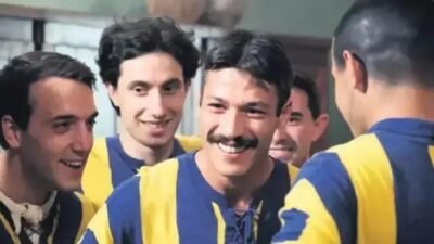 Kaynak:Cnnturk.com Zaferin rengi yönetmenliğini Abdullah Oğuz’un yaptığı Türk sinema filmidir.