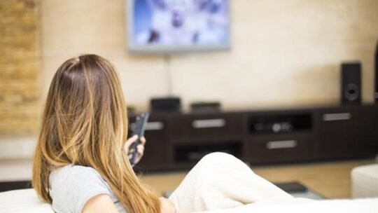 6 AĞUSTOS PERŞEMBE TV YAYIN AKIŞI: Bugün televizyonda ne var? Hangi dizi, film ve programlar ekrana gelecek? Kaynak:Cnnturk.com Haberlerimizi Google’da Takip Edin Gelişmelerden anında haberdar olun. Google’da