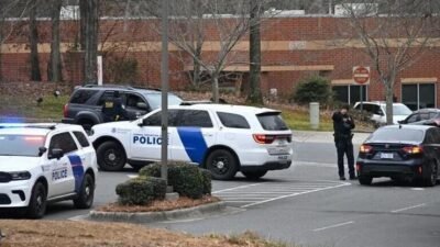 Kaynak:AA ABD’nin North Carolina eyaletinde düzenlenen silahlı saldırıda çok sayıda