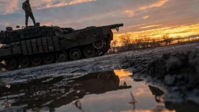 ABD merkezli Financial Times gazetesi, ABD-Ukrayna arasında Kazak petrolü gerilimi