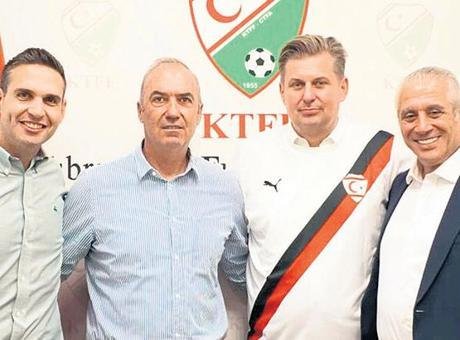 ANKARA MİLLİYET – Almanya Federal Meclisi’nde, Almanya İçin Alternatif Parti