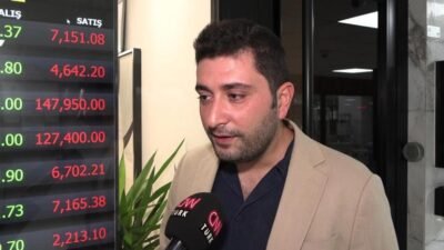 Kaynak:CNN TÜRK Altın fiyatları haftanın ilk işlem gününde yükselişini sürdürdü.