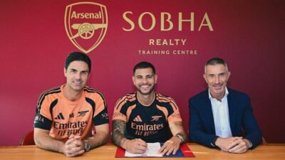 Kaynak:AA İngiltere Premier Lig’in son şampiyonu Arsenal, Newcastle United’ın Brezilyalı