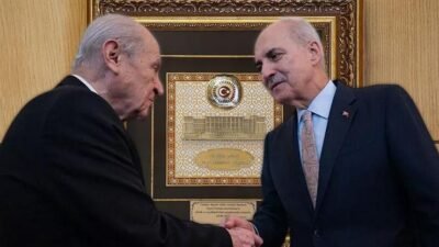 Kaynak:AA Terörsüz Türkiye yasasının Meclis’te kabul edilmesinin ardından MHP Genel