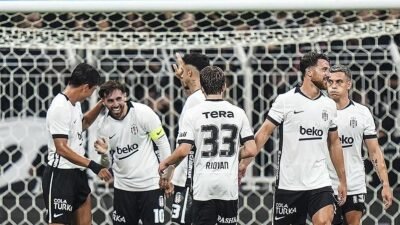 Beşiktaş’ın UEFA’ya bildirdiği oyuncu listesinde yeni transfer Dusan Vlahovic de