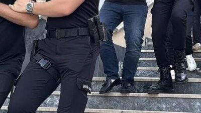 Bot yazılımlarla vize randevularını kapatıp 2 milyar 841 milyon TL vurgun yaptılar; 37 şüpheli tutuklandı İstanbul Cumhuriyet Başsavcılığı koordinesinde yürütülen iki ayrı soruşturma kapsamında; vize