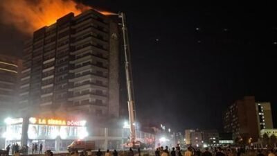 Diyarbakır’ın merkez Kayapınar ilçesi Talaytepe Mahallesi Laleş Bulvarı’ndaki bir plazada