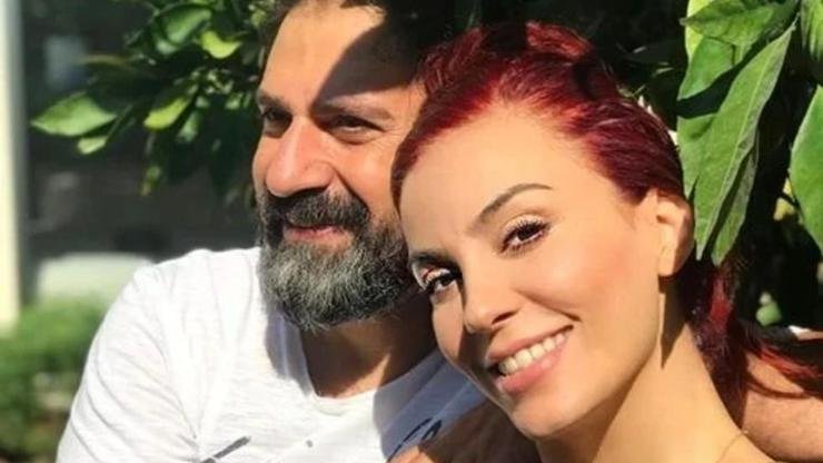 ERHAN ÇELİK’İN EŞİ ÖZLEM GÜLTEKİN NEDEN ÖLDÜ? Özlem Gültekin Kimdir, Hastalığı Neydi? Kaynak:Cnnturk.com Haberlerimizi Google’da Takip Edin Gelişmelerden anında haberdar olun. Google’da