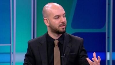Sezerli’nin muhtemel 11 tahmini şöyle oldu: Kalede Ederson, sağ bekte