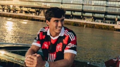 Kaynak:Cnnturk.com Gonzalo Garcia, İngiliz ekiplerinden Fulham’a transfer oldu. Haberlerimizi Google’da