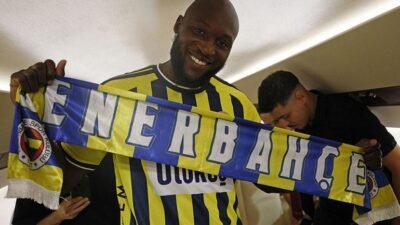 Kaynak:Damla Uğurtürk 33 yaşındaki Lukaku, 1.90 metrelik fiziği ve güçlü