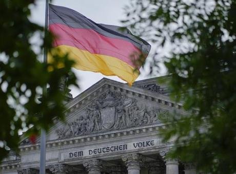 Alman hükümetinin, Leipzig-Halle Havalimanı’nda Ukrayna’ya ait bir kargo uçağını hedef