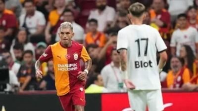 Kaynak:Cnnturk.com Haberlerimizi Google’da Takip Edin Gelişmelerden anında haberdar olun. Google’da