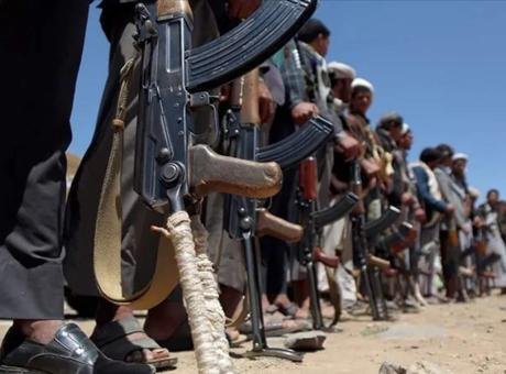 Husiler El-Muha Limanı’nı hedef aldı! 7 kişi öldü, 35 kişi yaralandı Yemen basınında yer alan haberlere göre, Husilerin El-Muha Limanı ve