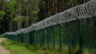 Letonya İçişleri Bakanı Janis Dombrava sosyal medyadan yaptığı açıklamada, Belarus