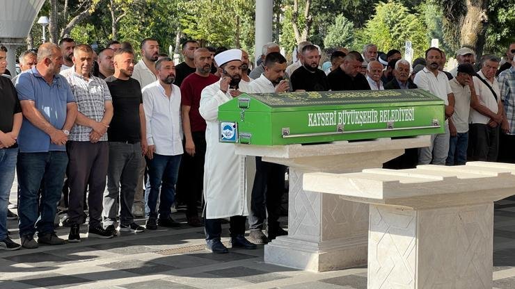 Haberlerimizi Google’da Takip Edin Gelişmelerden anında haberdar olun. Google’da tercih