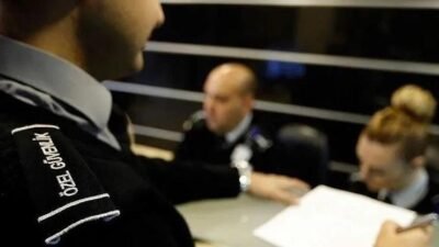 Kaynak:Cnnturk.com Haberlerimizi Google’da Takip Edin Gelişmelerden anında haberdar olun. Google’da