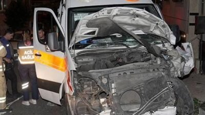 Kartal Mahallesi Ordu Caddesi’nde sürücüsünün ismi öğrenilemeyen 34 BH 5532
