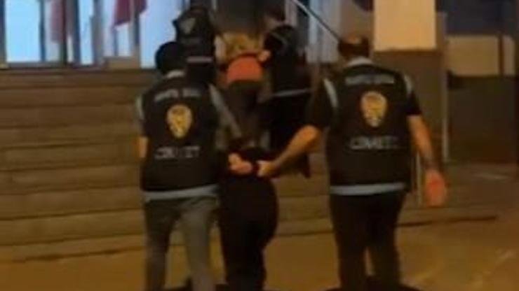Haberlerimizi Google’da Takip Edin Gelişmelerden anında haberdar olun. Google’da tercih